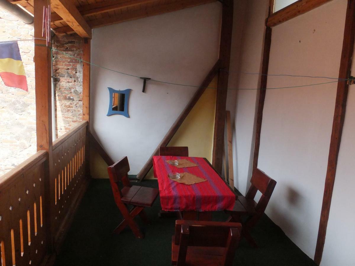Blue House Apartment Sibiu Luaran gambar